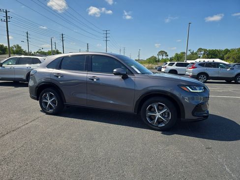 Used 2023 Honda HR-V EX-L image 2