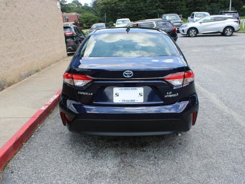 Used 2023 Toyota Corolla LE FWD image 5