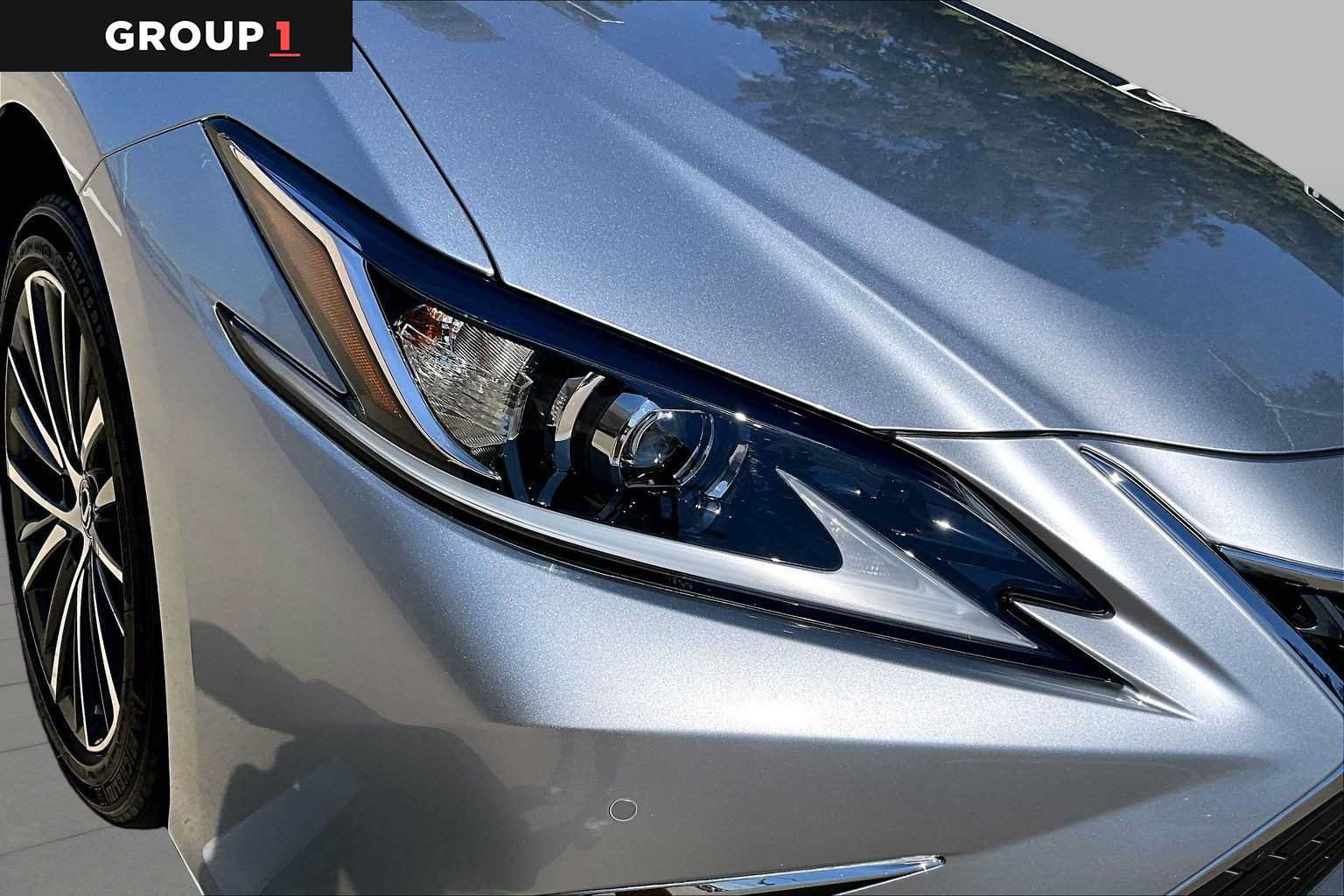 Used 2025 Lexus ES 350 w/ Premium Package FWD image 25
