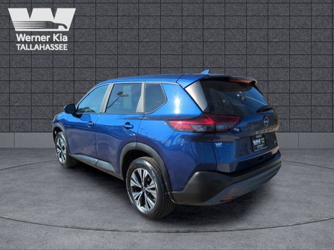 Used 2023 Nissan Rogue SV image 7