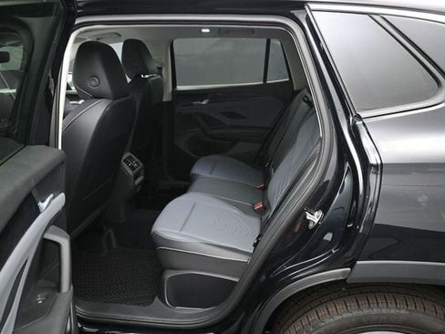 New 2026 Volkswagen Tiguan SE AWD/4WD image 11