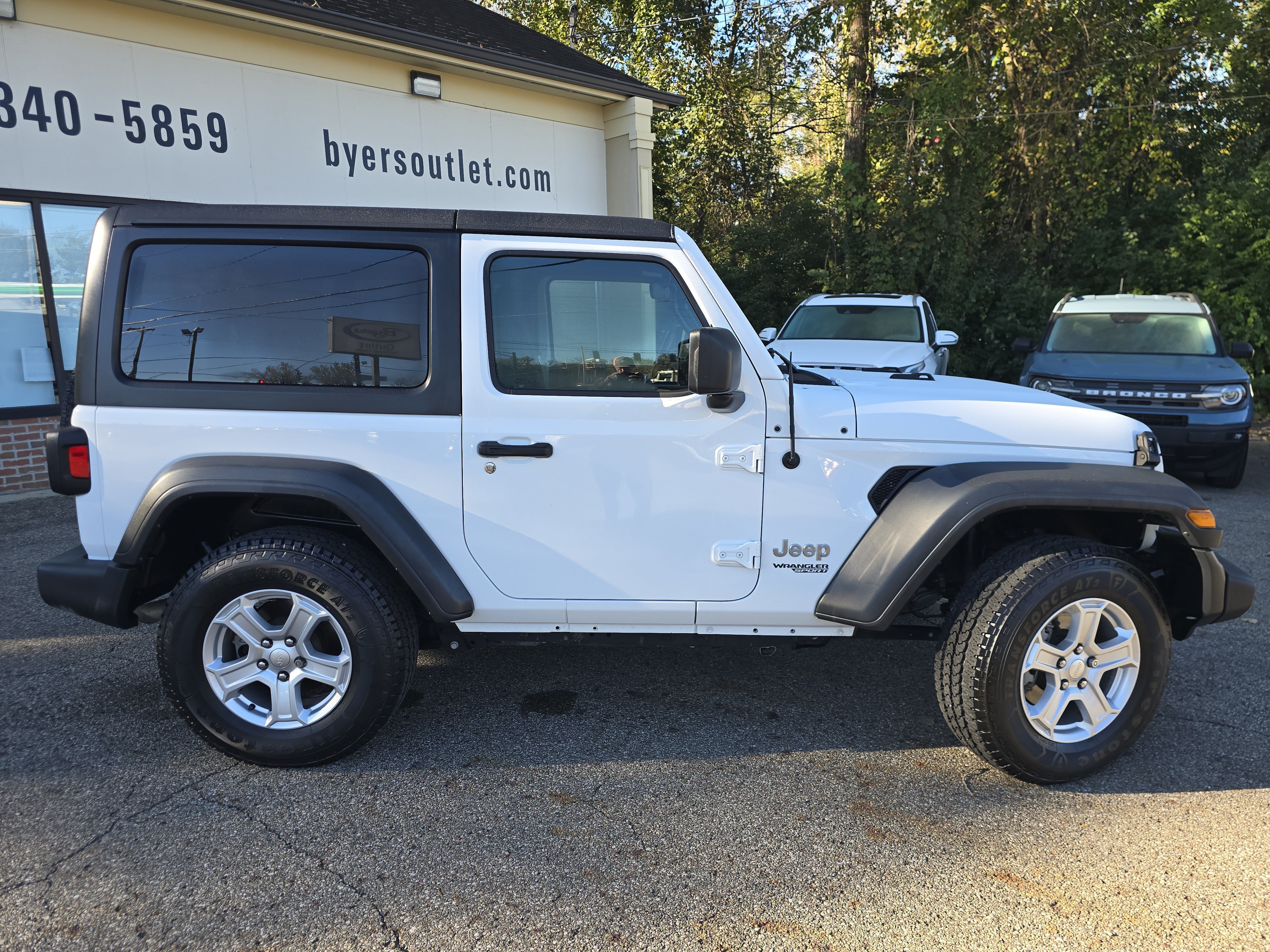 Used 2019 Jeep Wrangler Sport AWD/4WD image 8