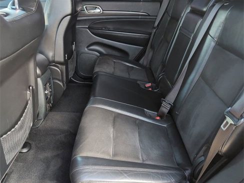 Used 2022 Jeep Grand Cherokee Laredo X image 24