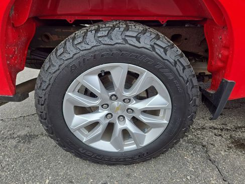 Used 2021 Chevrolet Silverado 1500 Custom AWD/4WD image 2