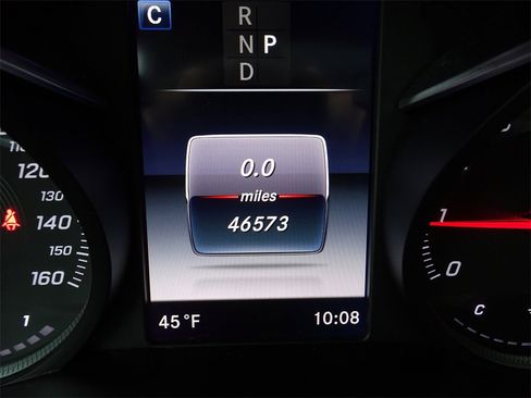 Used 2019 Mercedes-Benz GLC 300 4MATIC image 24