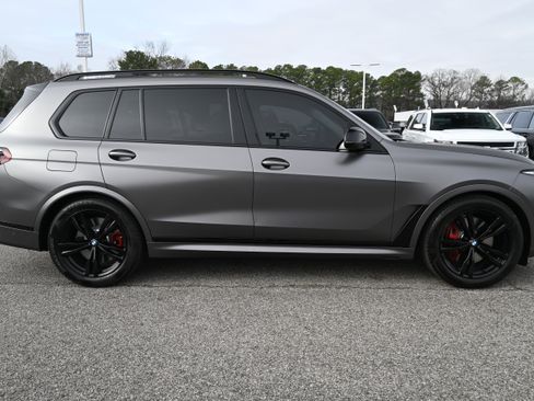Used 2023 BMW X7 M60i w/ Executive Package image 12