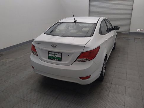 Used 2016 Hyundai Accent SE FWD image 7