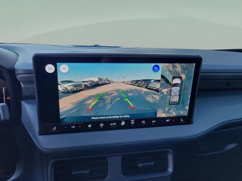 New 2025 Ford Maverick Lariat w/ Black Appearance Package image 17