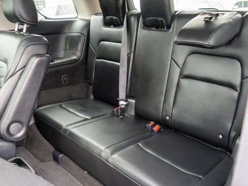 Used 2023 Nissan Pathfinder Platinum AWD/4WD image 12