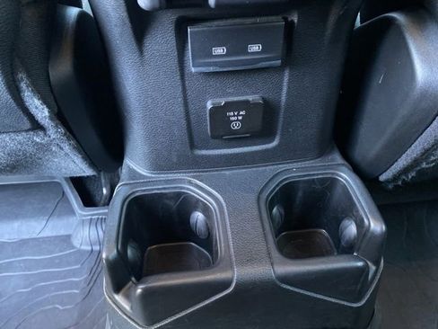 Used 2022 Jeep Wrangler Unlimited Rubicon w/ Xtreme Recon 35" Tire Package image 40