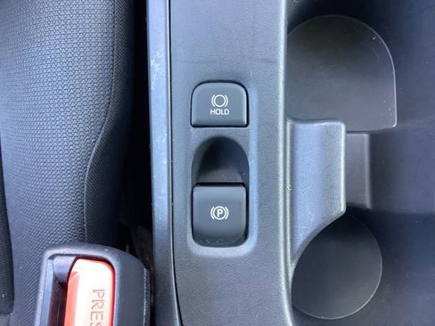Used 2025 Toyota Corolla LE FWD image 24