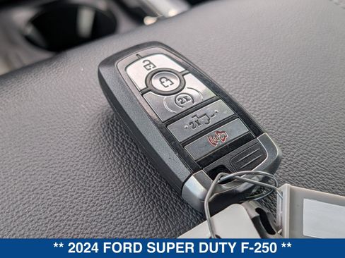 Certified 2024 Ford F250 Lariat w/ FX4 Off-Road Package AWD/4WD image 35