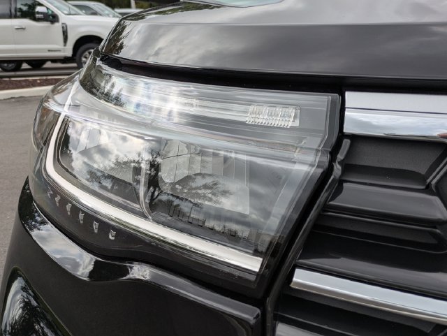 Certified 2026 Ford Explorer Active w/ Active Comfort Package RWD image 10
