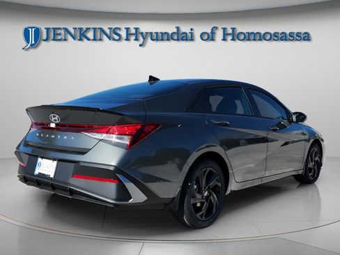 New 2026 Hyundai Elantra Sport image 5