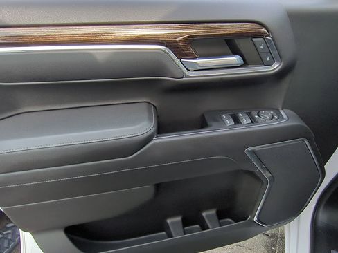 Used 2022 GMC Sierra 1500 Elevation image 22