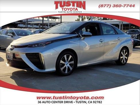 Certified 2017 Toyota Mirai image 1