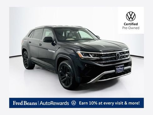 Certified 2023 Volkswagen Atlas Cross Sport SE AWD/4WD image 1