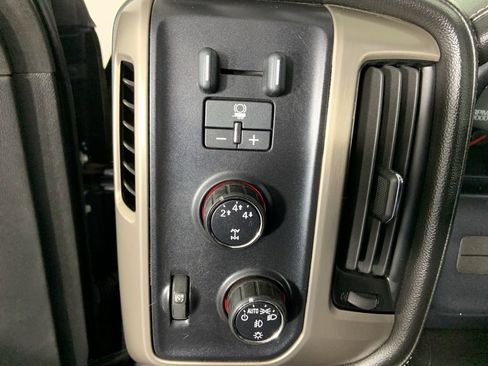 Used 2015 GMC Sierra 3500 Denali image 10