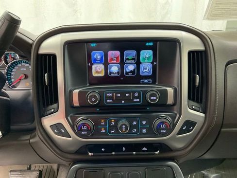 Used 2018 GMC Sierra 1500 SLT w/ SLT Premium Package AWD/4WD image 17
