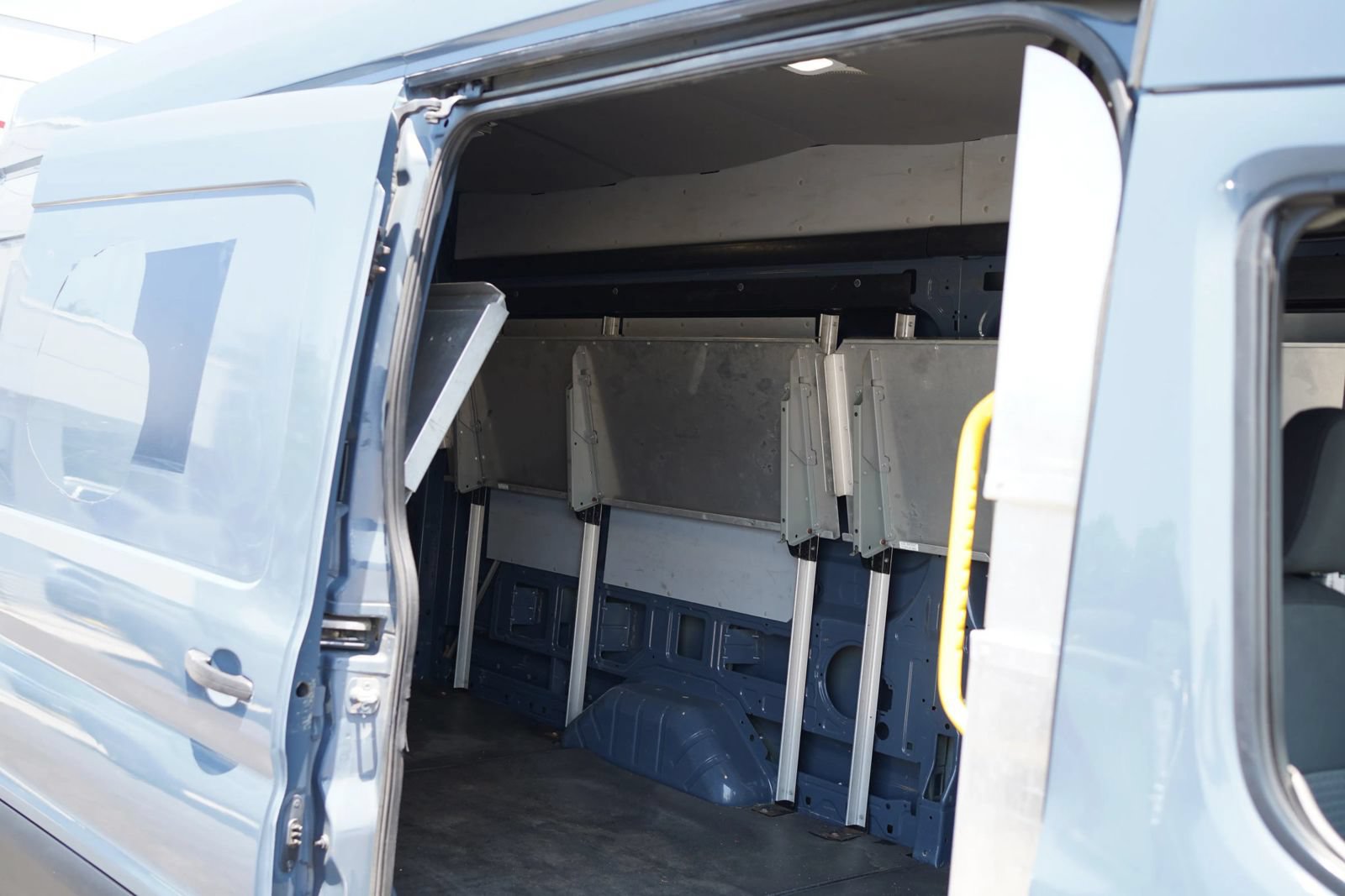 Used 2019 Ford Transit 250 148 High Roof Extended RWD image 19