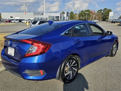 Used 2017 Honda Civic EX image 11