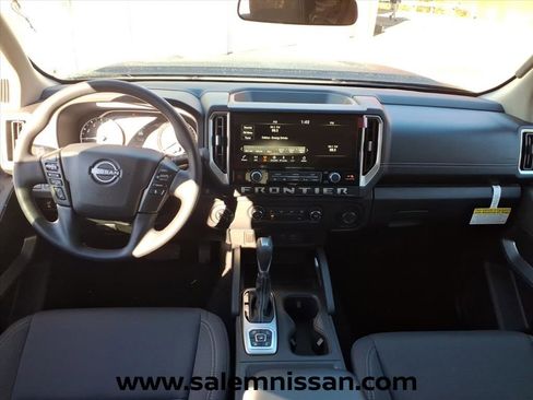New 2026 Nissan Frontier SV w/ Tow Package AWD/4WD image 11