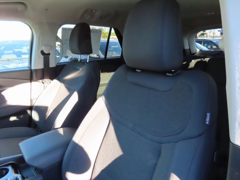 New 2026 Ford Explorer Active image 14