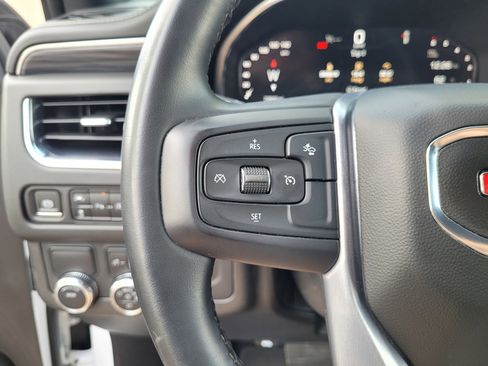 Used 2023 GMC Yukon SLT image 21