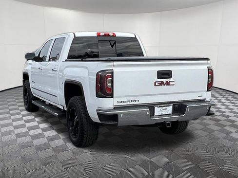 Used 2017 GMC Sierra 1500 SLT w/ SLT Preferred Package AWD/4WD image 4