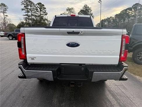 Used 2023 Ford F350 Lariat w/ Chrome Package image 22