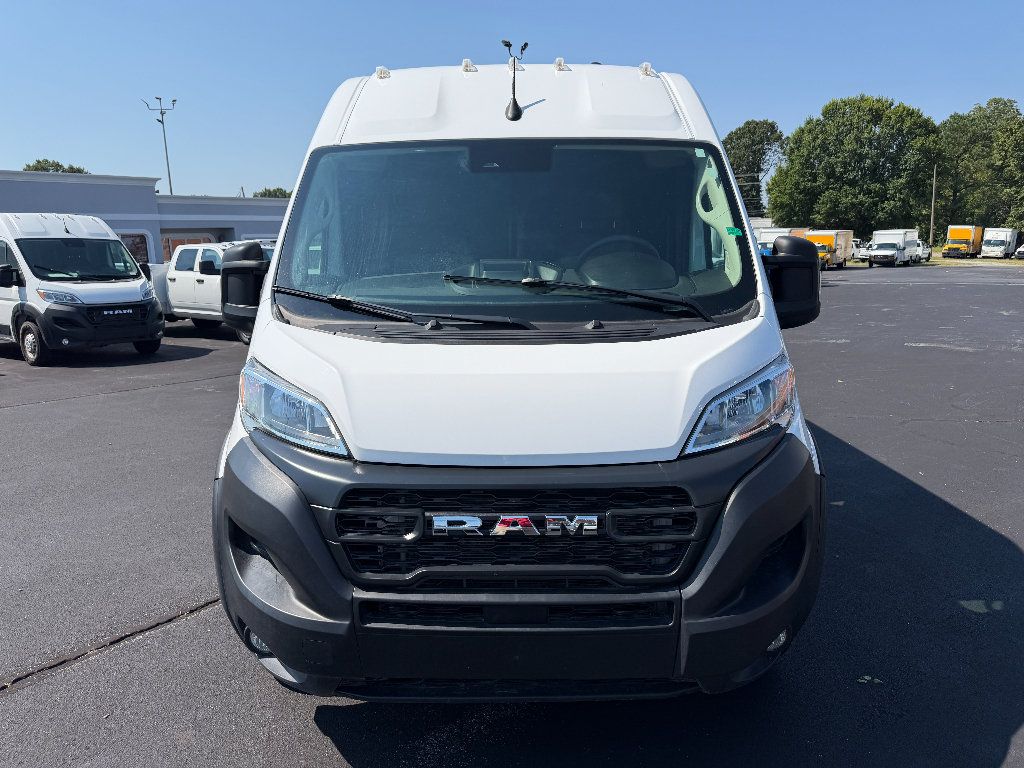 Used 2025 RAM ProMaster 2500 w/ Convenience Group FWD image 2