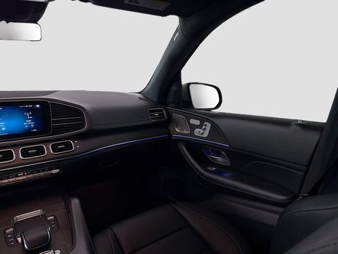 Certified 2021 Mercedes-Benz GLS 450 4MATIC image 27