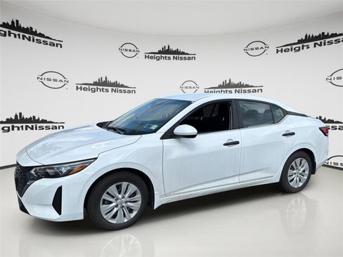 Used 2025 Nissan Sentra S FWD image 2