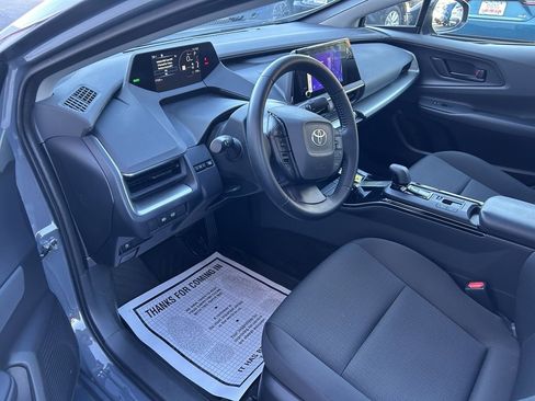 Used 2024 Toyota Prius LE image 8