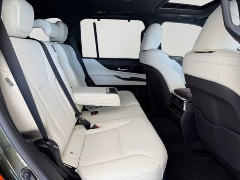 New 2026 Lexus LX 700h Luxury AWD/4WD image 10