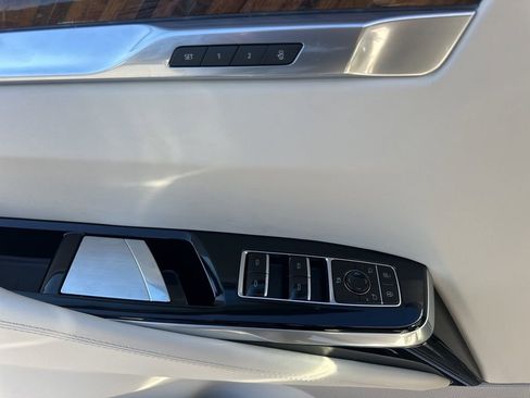 Used 2025 Cadillac Escalade ESV Sport Platinum w/ LPO, ONYX Package image 31