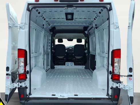 New 2026 RAM ProMaster 2500 w/ Quick Order Package 22G SLT FWD image 16