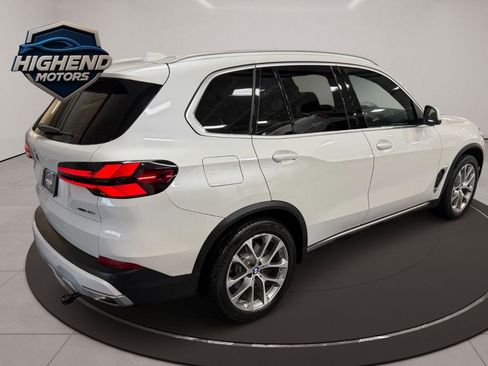 Used 2024 BMW X5 xDrive40i w/ Premium Package image 6