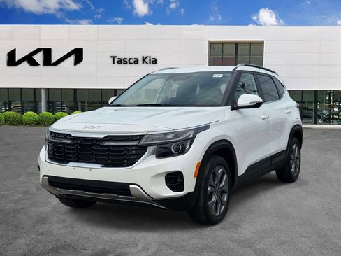 Used 2024 Kia Seltos S AWD/4WD image 3
