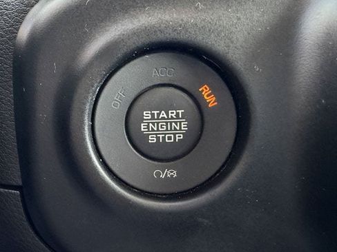 Used 2023 Jeep Wrangler Unlimited Sport AWD/4WD image 19