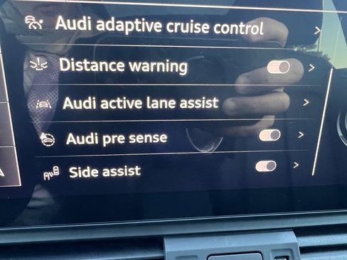 Used 2023 Audi Q5 2.0T Premium w/ Convenience Package image 46