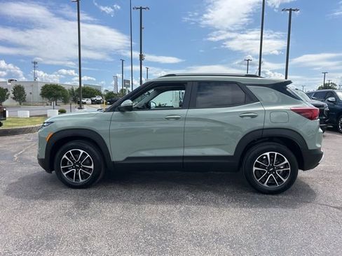 New 2026 Chevrolet TrailBlazer LT w/ LT Cold Weather Package FWD image 6