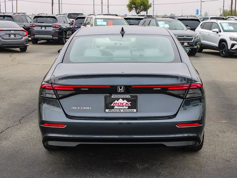Used 2025 Honda Accord LX image 7