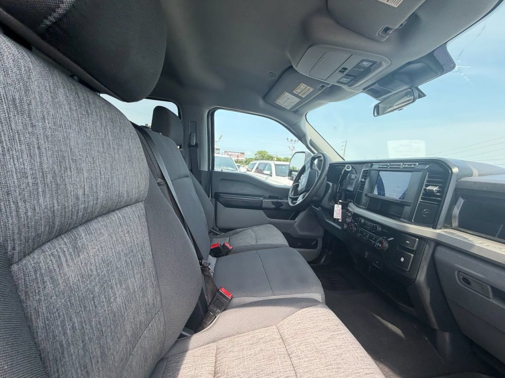 Used 2023 Ford F250 XL w/ STX Appearance Package AWD/4WD image 15