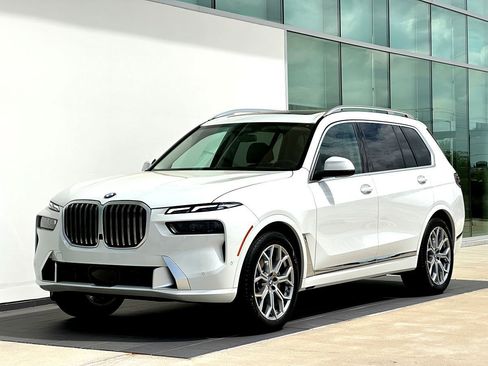 New 2026 BMW X7 xDrive40i image 9