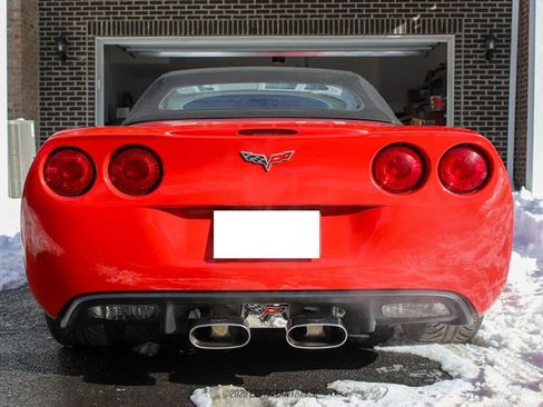 Used 2007 Chevrolet Corvette Convertible w/ Preferred Equipment Group RWD image 19