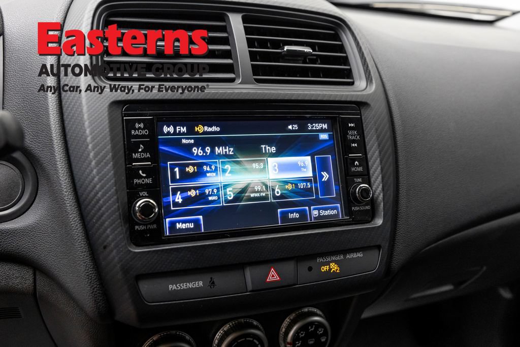Used 2025 Mitsubishi Outlander Sport LE AWD/4WD image 19