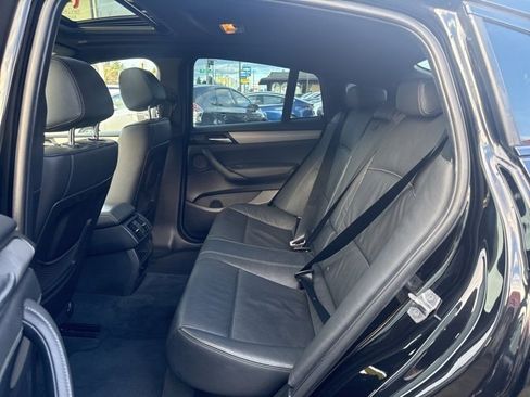 Used 2018 BMW X4 M40i image 20