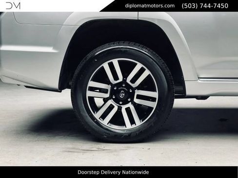 Used 2023 Toyota 4Runner Limited AWD/4WD image 45