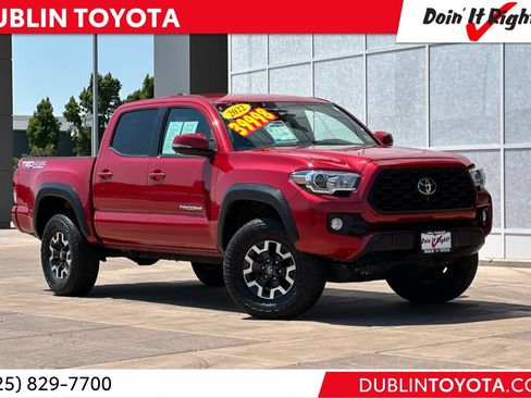 Used 2022 Toyota Tacoma TRD Off-Road w/ Technology Package AWD/4WD image 1